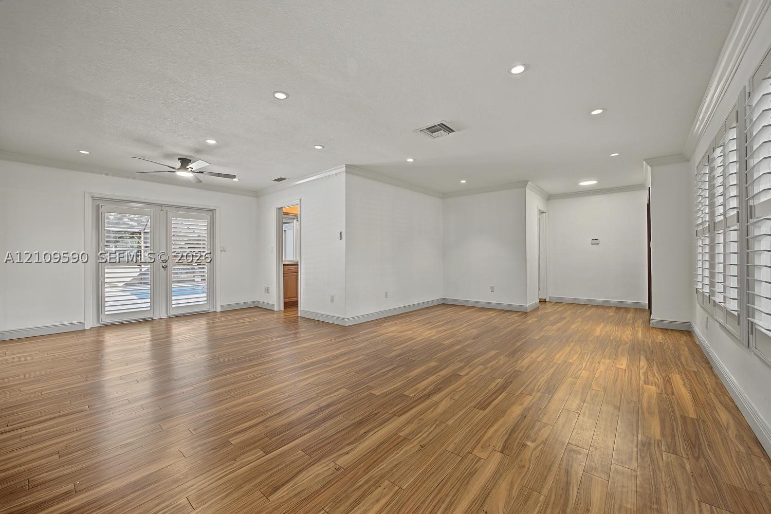 7715 SW 122nd St, Pinecrest FL 33156