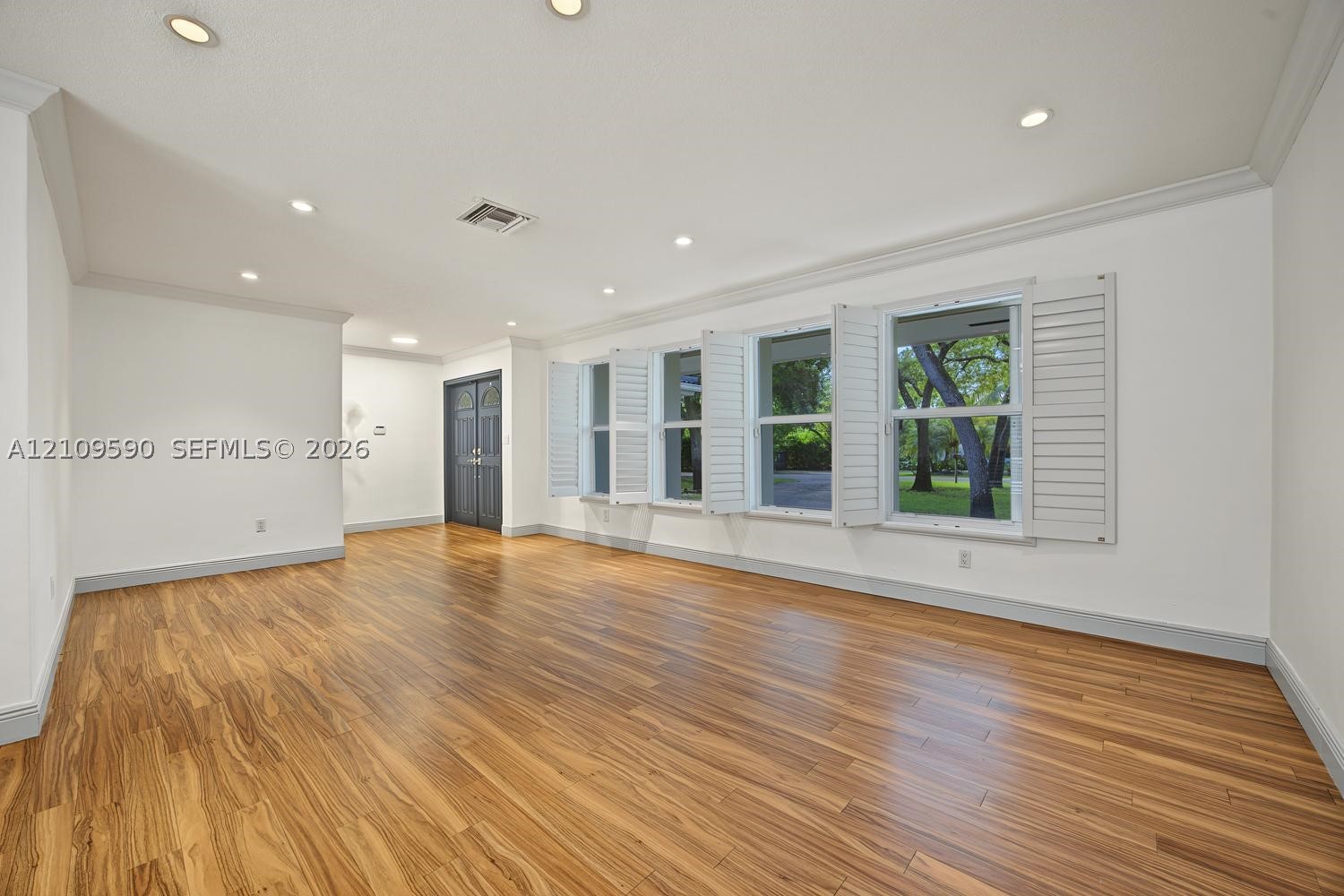 7715 SW 122nd St, Pinecrest FL 33156