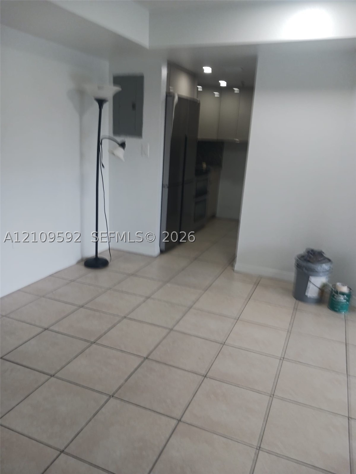 637 SW 3rd St #305, Miami FL 33130