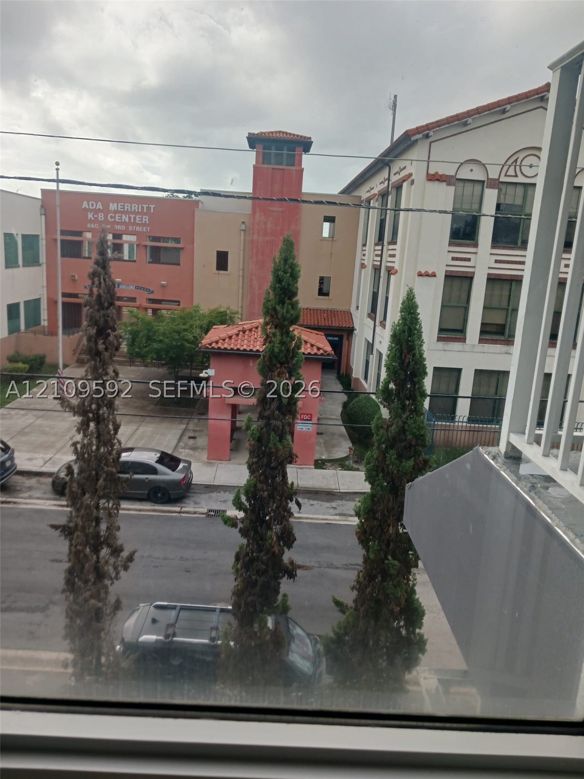 637 SW 3rd St #305, Miami FL 33130