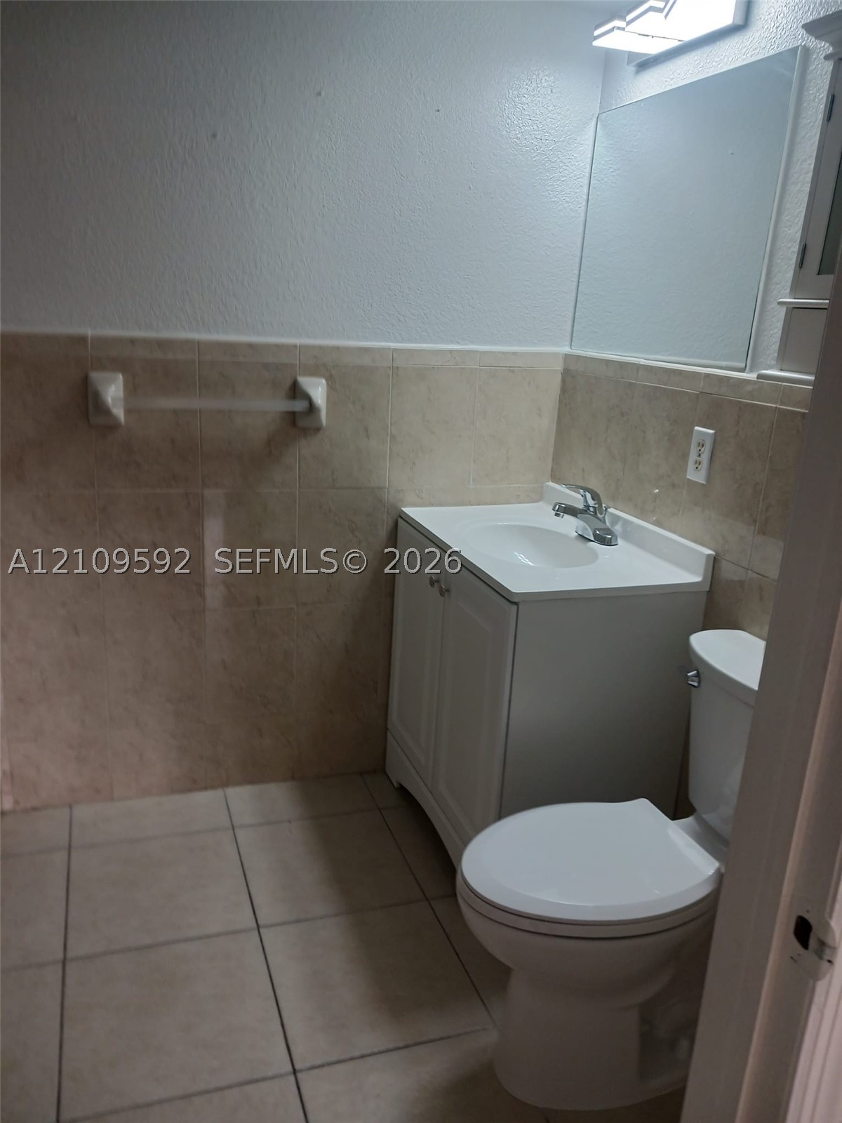 637 SW 3rd St #305, Miami FL 33130