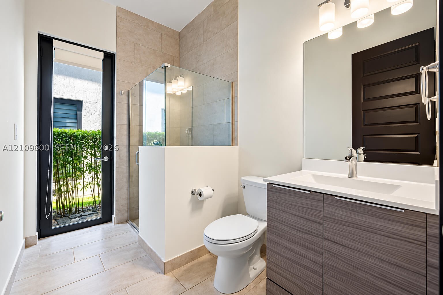 15742 NW 88th Ave #15742, Miami Lakes FL 33018