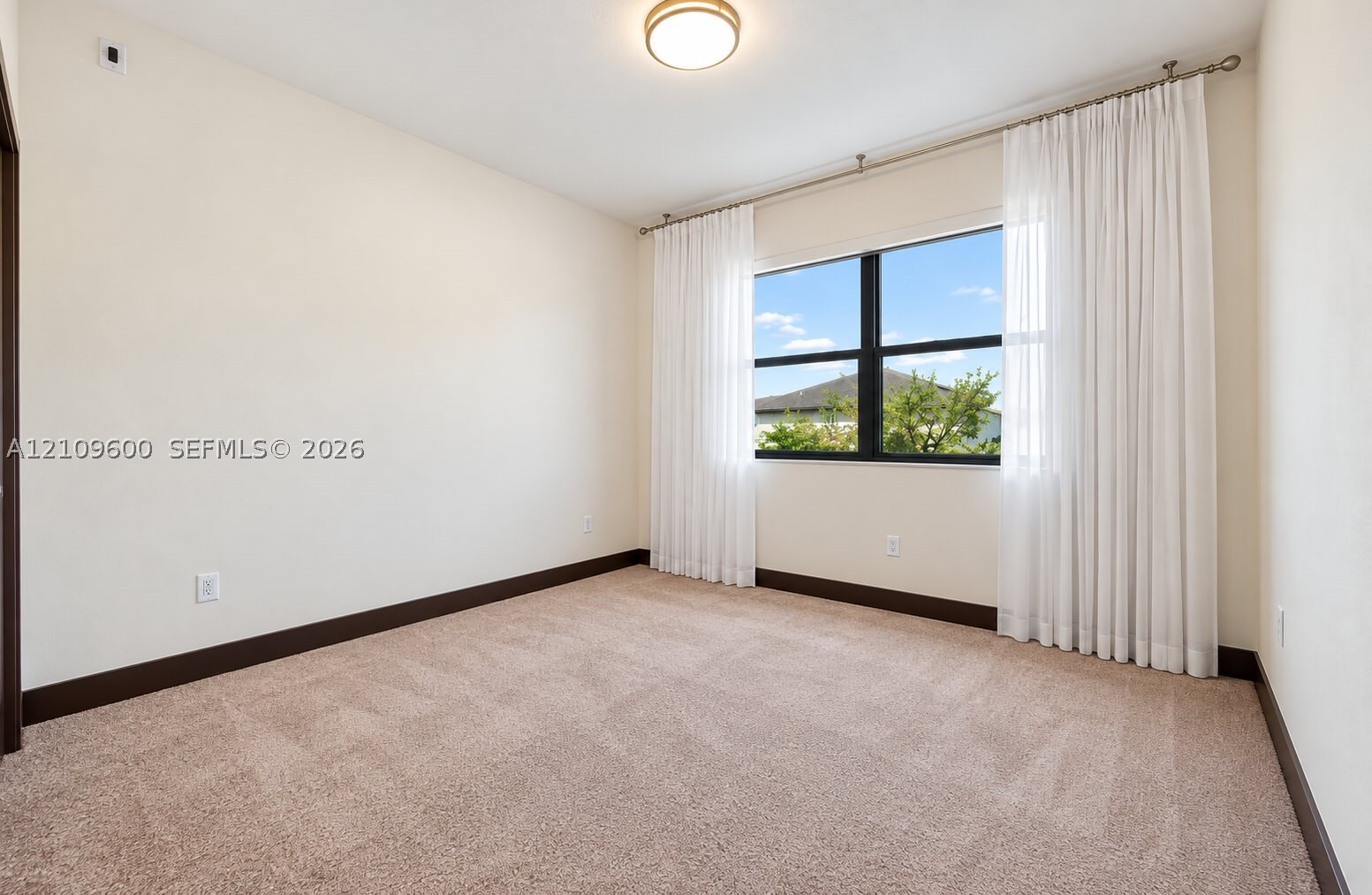 15742 NW 88th Ave #15742, Miami Lakes FL 33018
