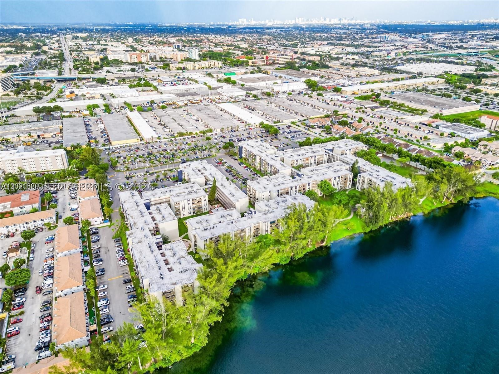 10000 NW 80th Ct #2247, Hialeah Gardens FL 33016