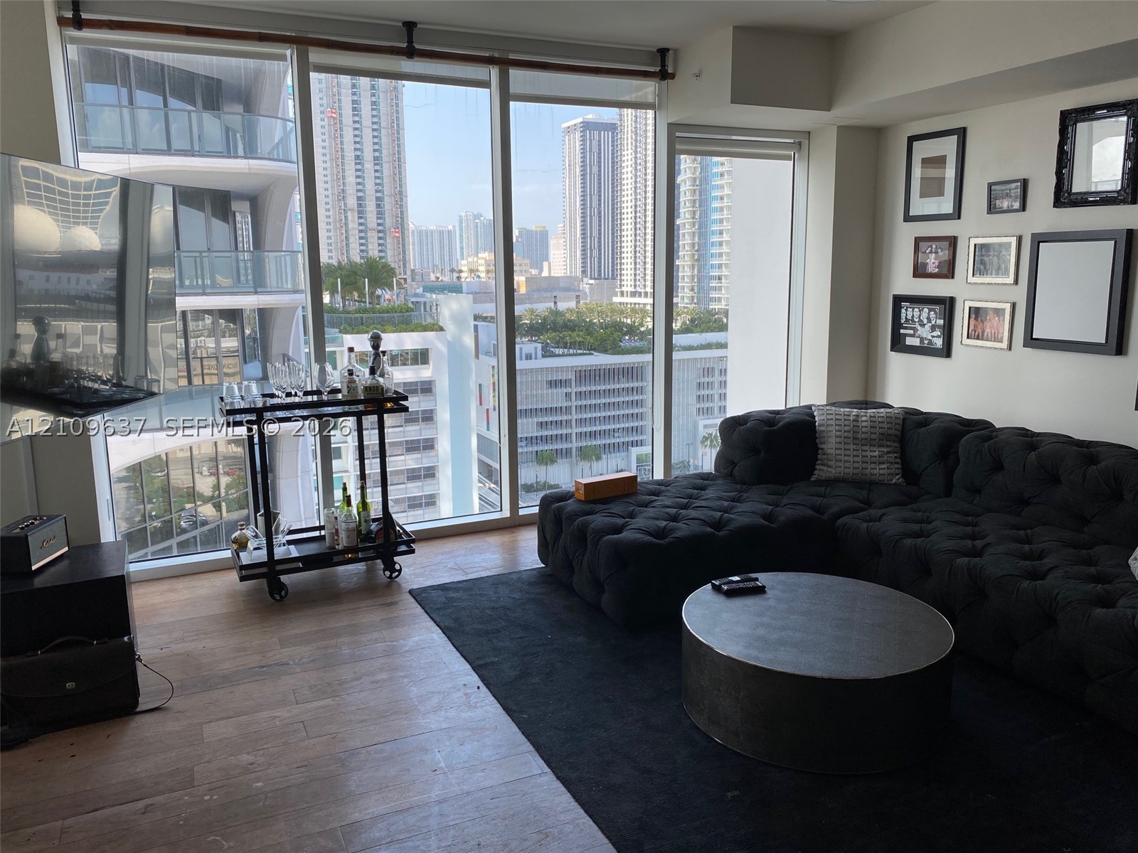 1040 Biscayne Blvd #1408, Miami FL 33132
