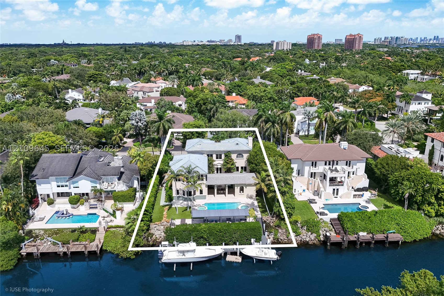 332 Costanera Rd, Coral Gables FL 33143