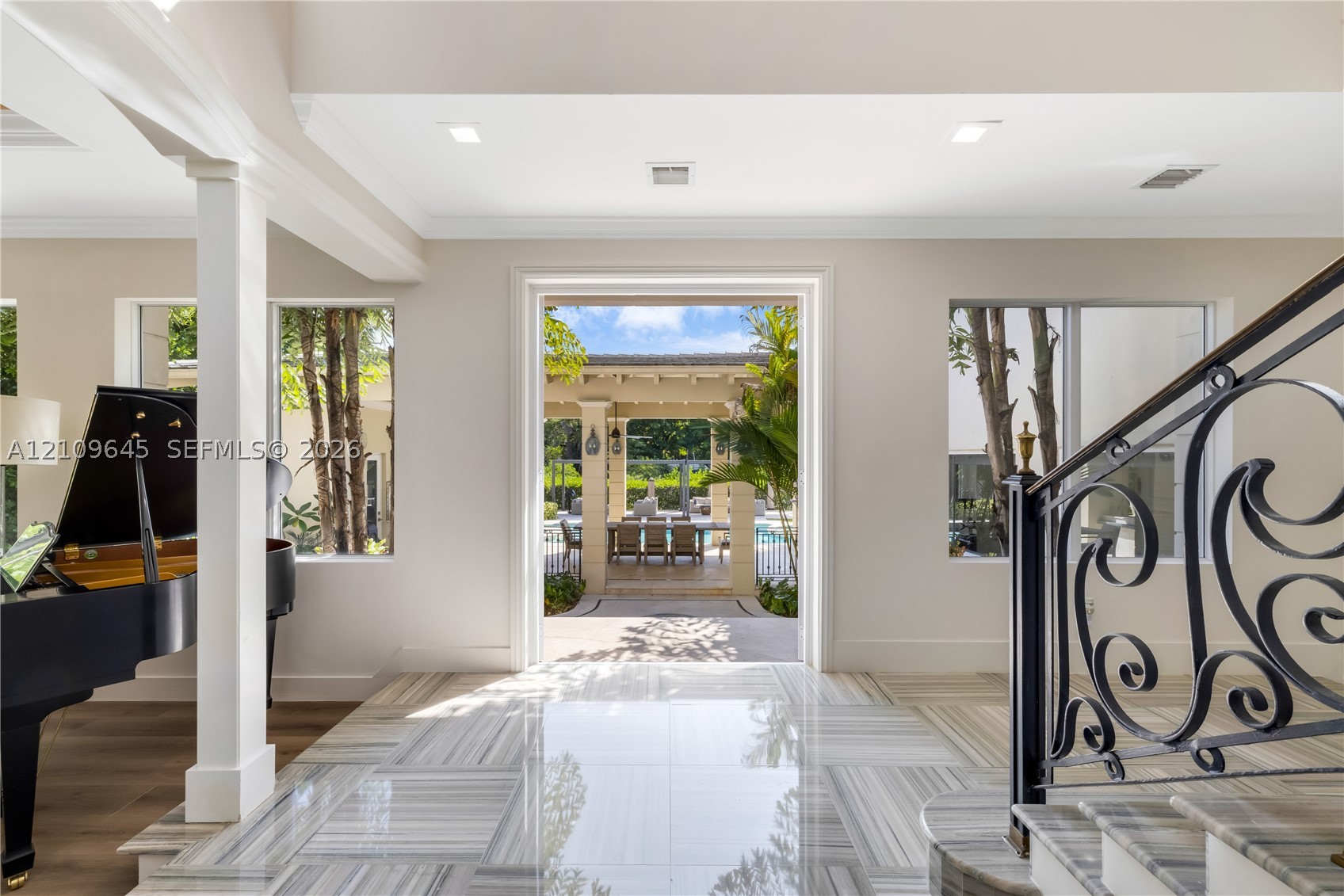 332 Costanera Rd, Coral Gables FL 33143