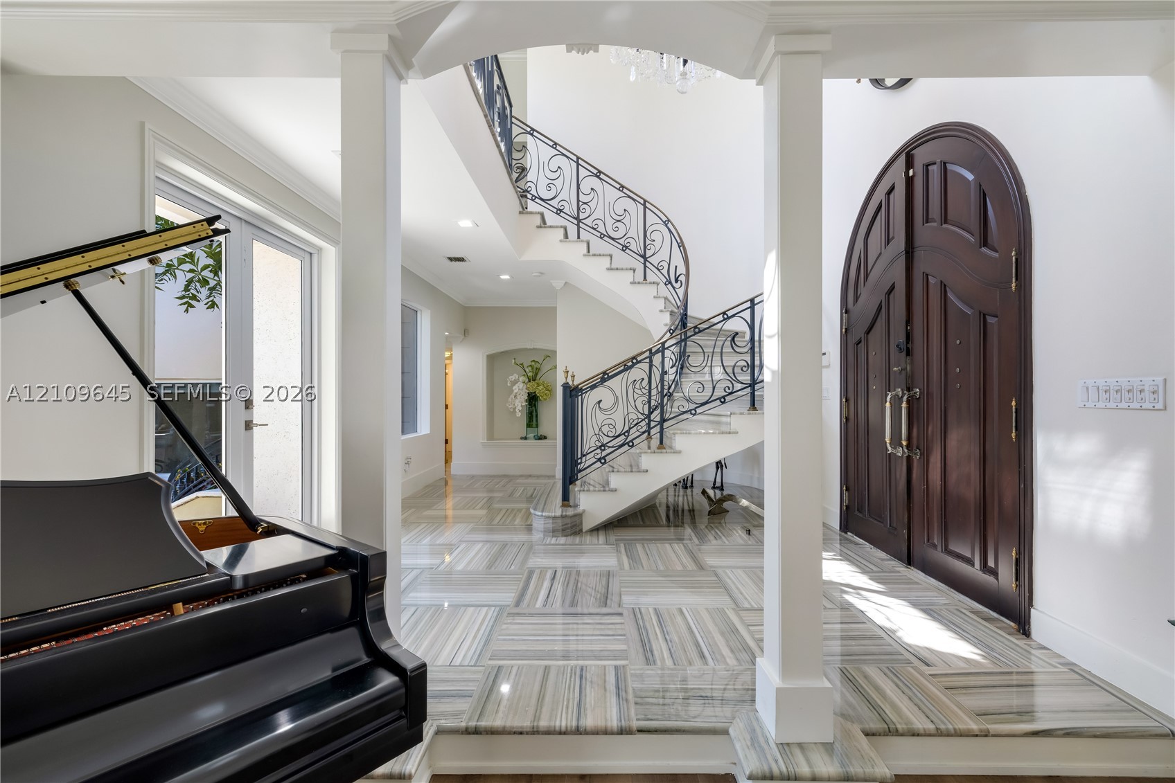 332 Costanera Rd, Coral Gables FL 33143