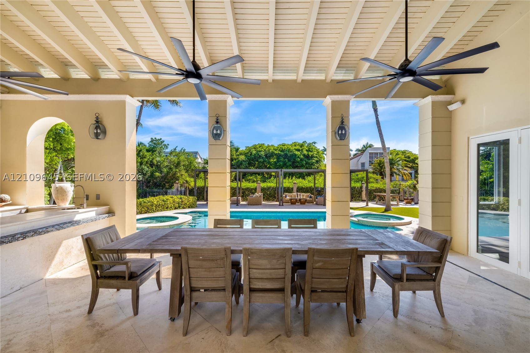 332 Costanera Rd, Coral Gables FL 33143
