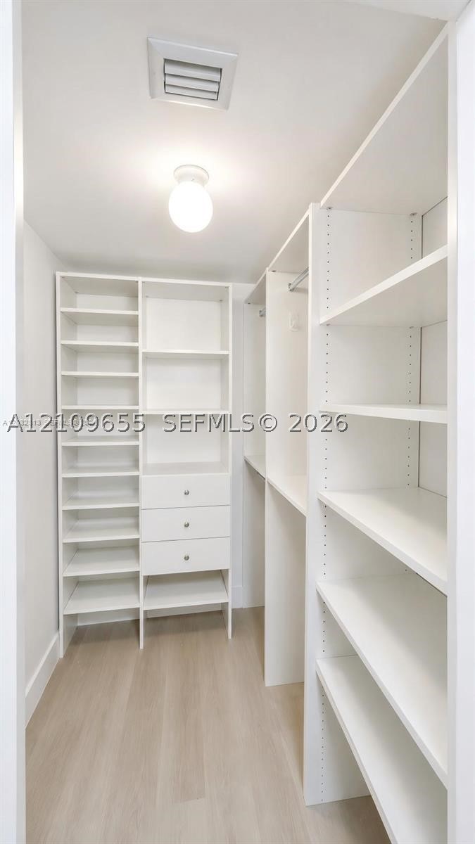 1 Glen Royal Pkwy #1210, Miami FL 33125
