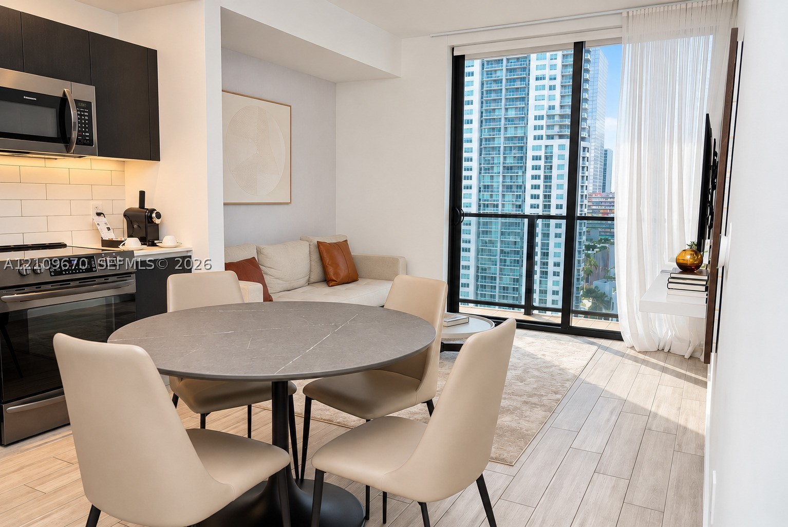 398 NE 5th St #1617, Miami FL 33132