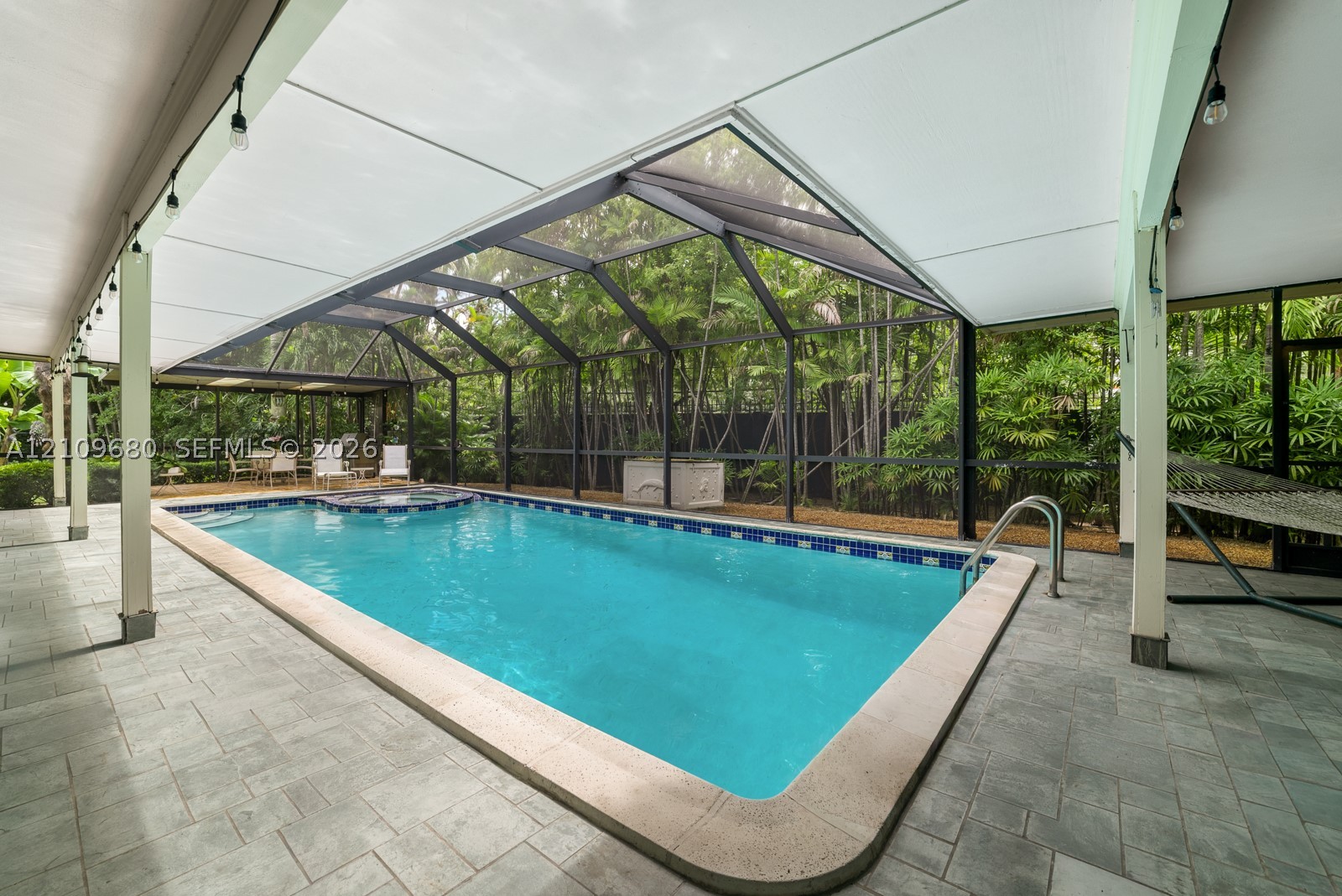 4100 Bay Point Rd, Miami FL 33137
