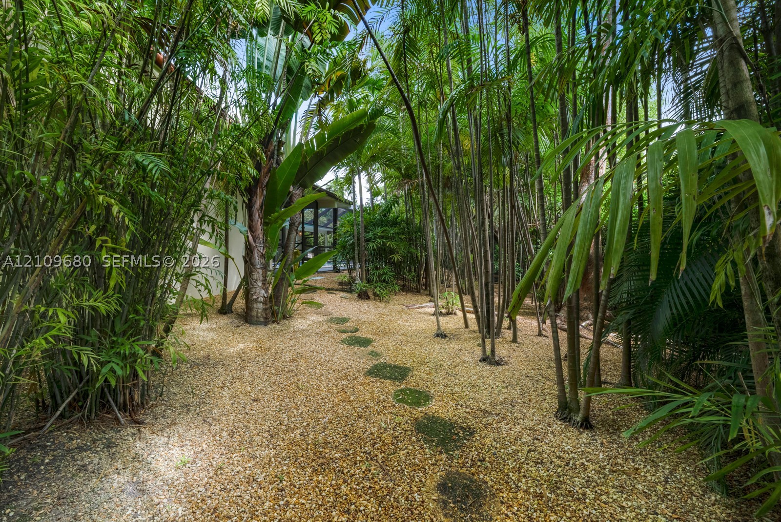 4100 Bay Point Rd, Miami FL 33137