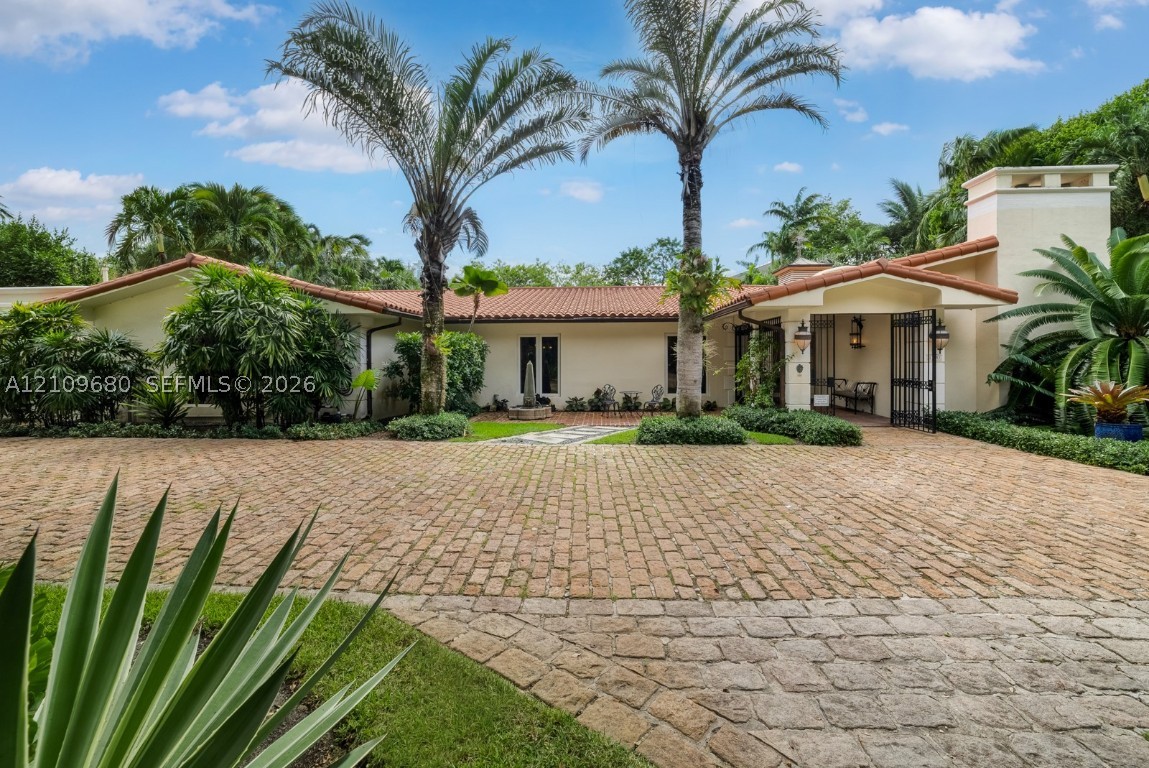 4100 Bay Point Rd, Miami FL 33137