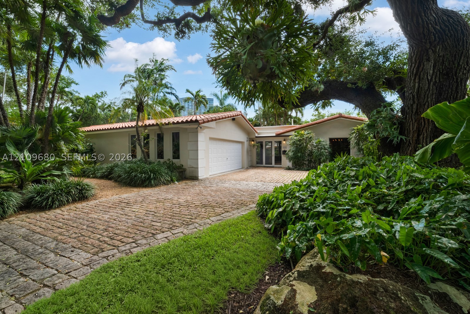 4100 Bay Point Rd, Miami FL 33137