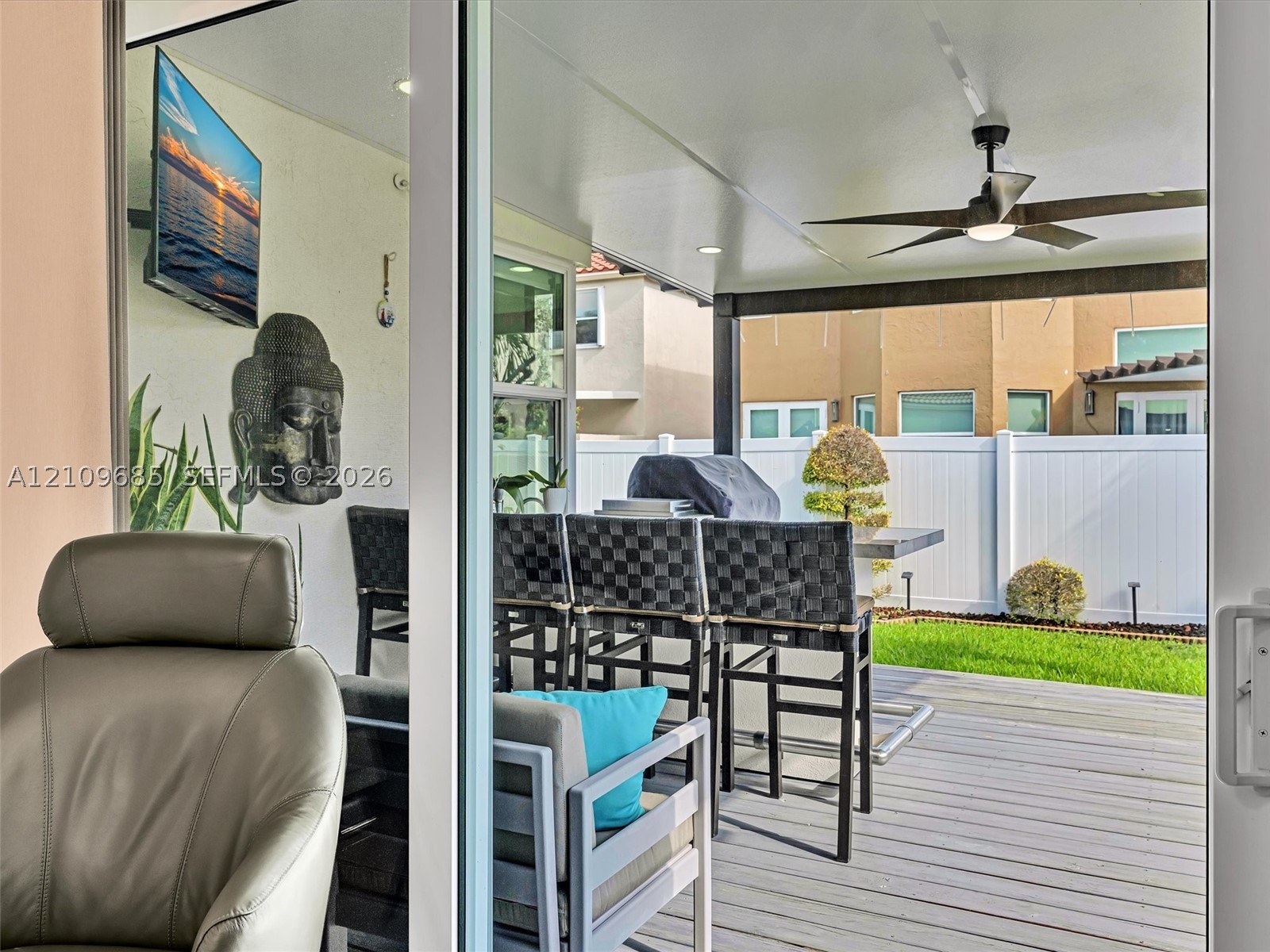 357 NW 154th Ave, Pembroke Pines FL 33028