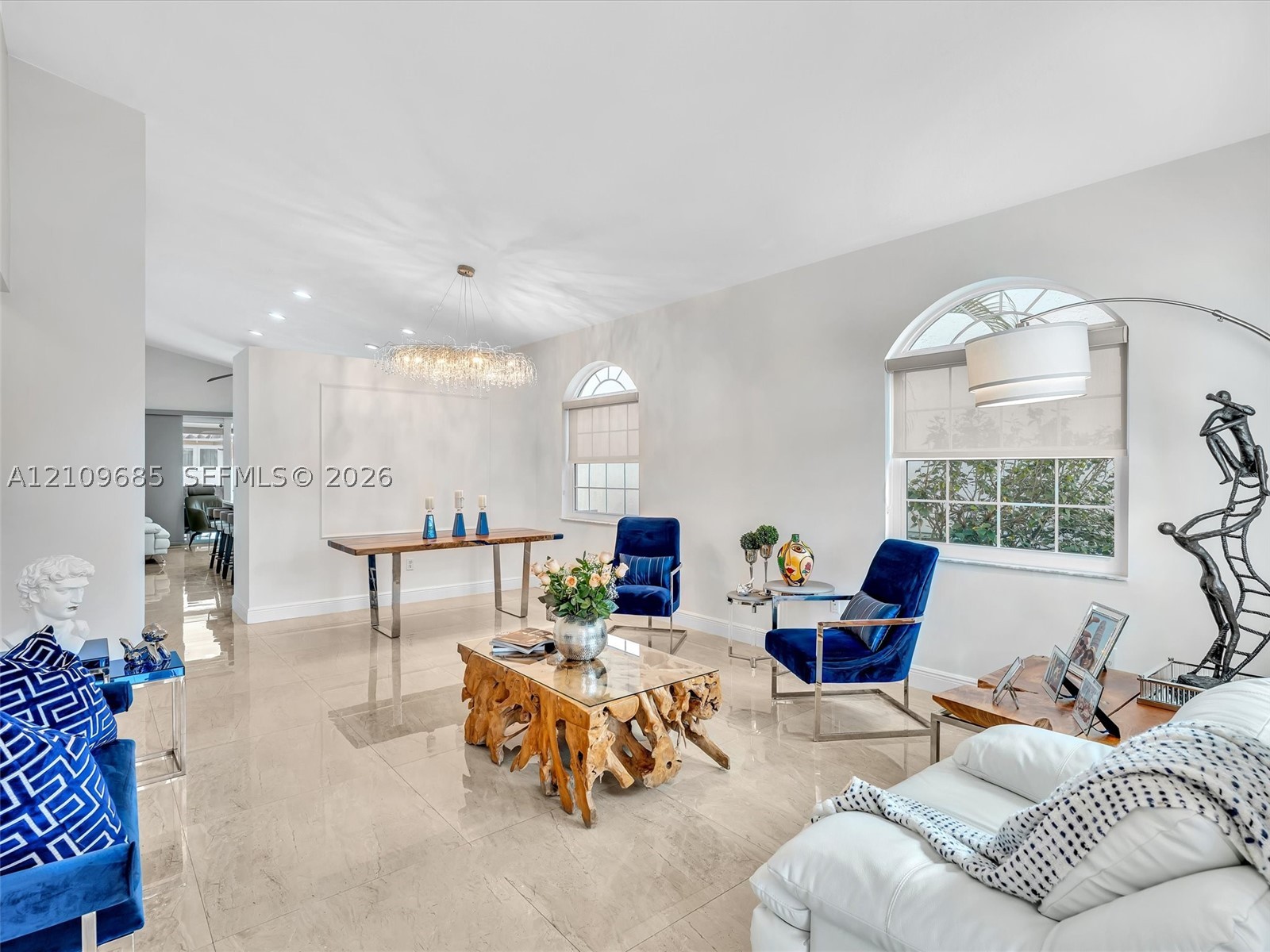 357 NW 154th Ave, Pembroke Pines FL 33028