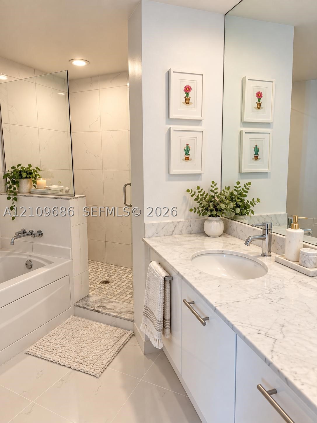 55 SE 6th St #3502, Miami FL 33131