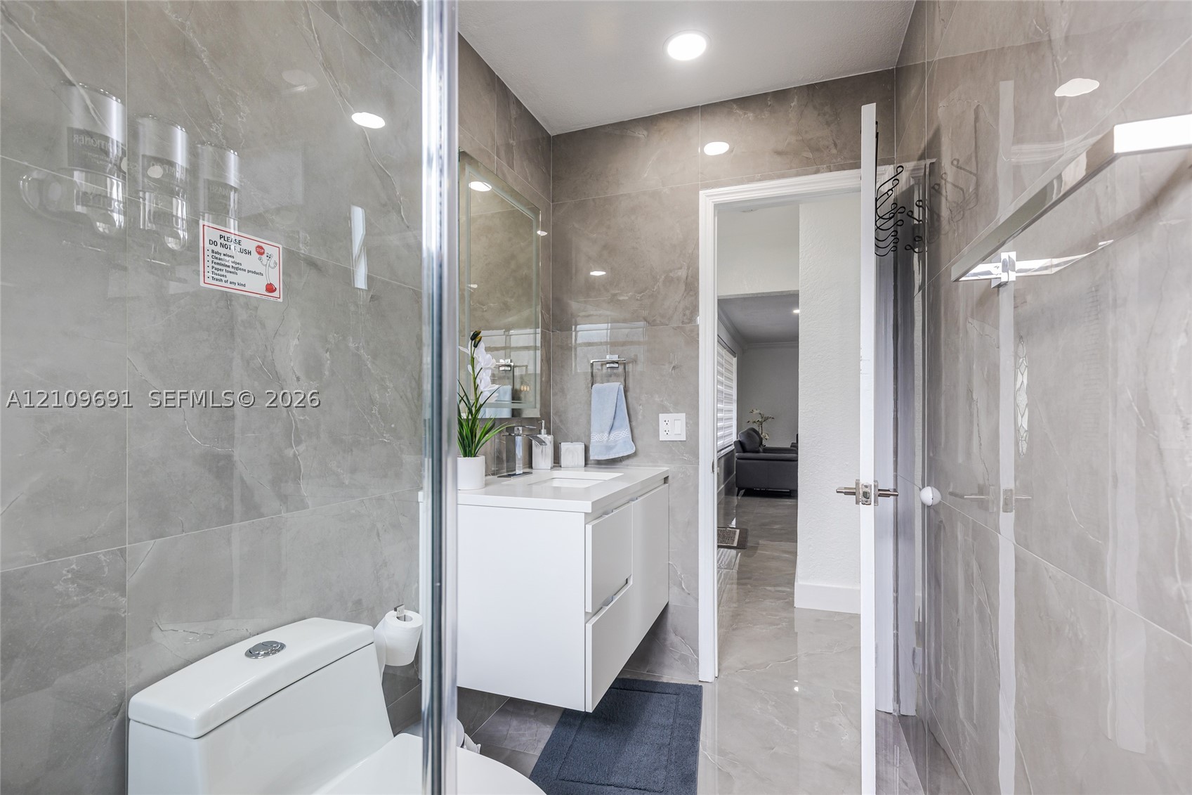 2390 NW 63rd Ter #2390, Sunrise FL 33313