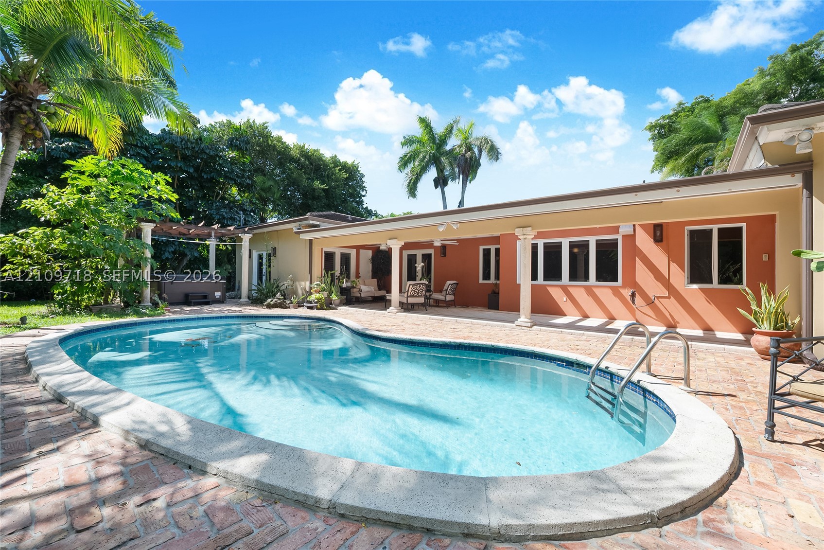 7811 Altamira St, Coral Gables FL 33143