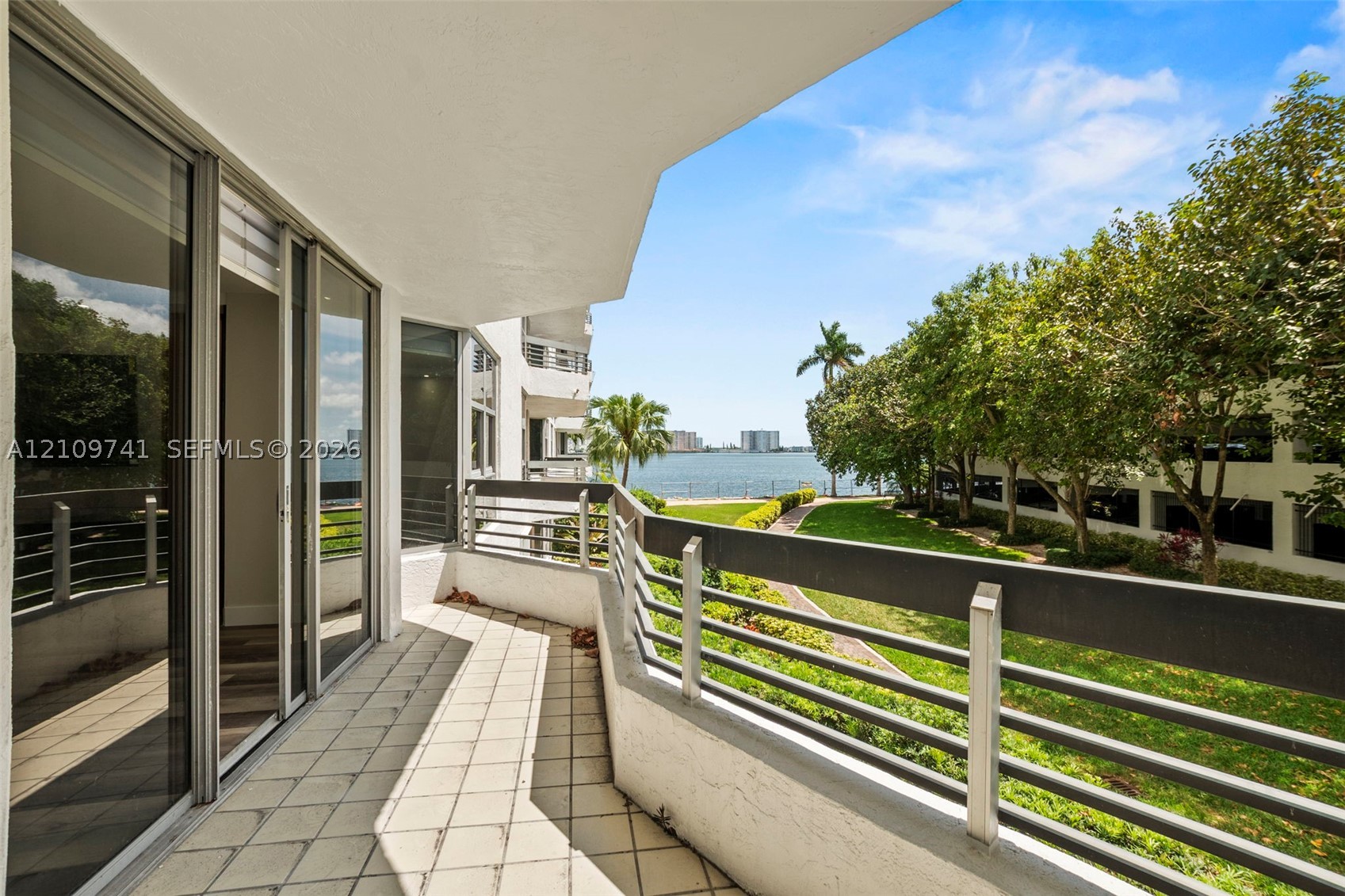 19101 NE 36th Ct #203, Aventura FL 33180