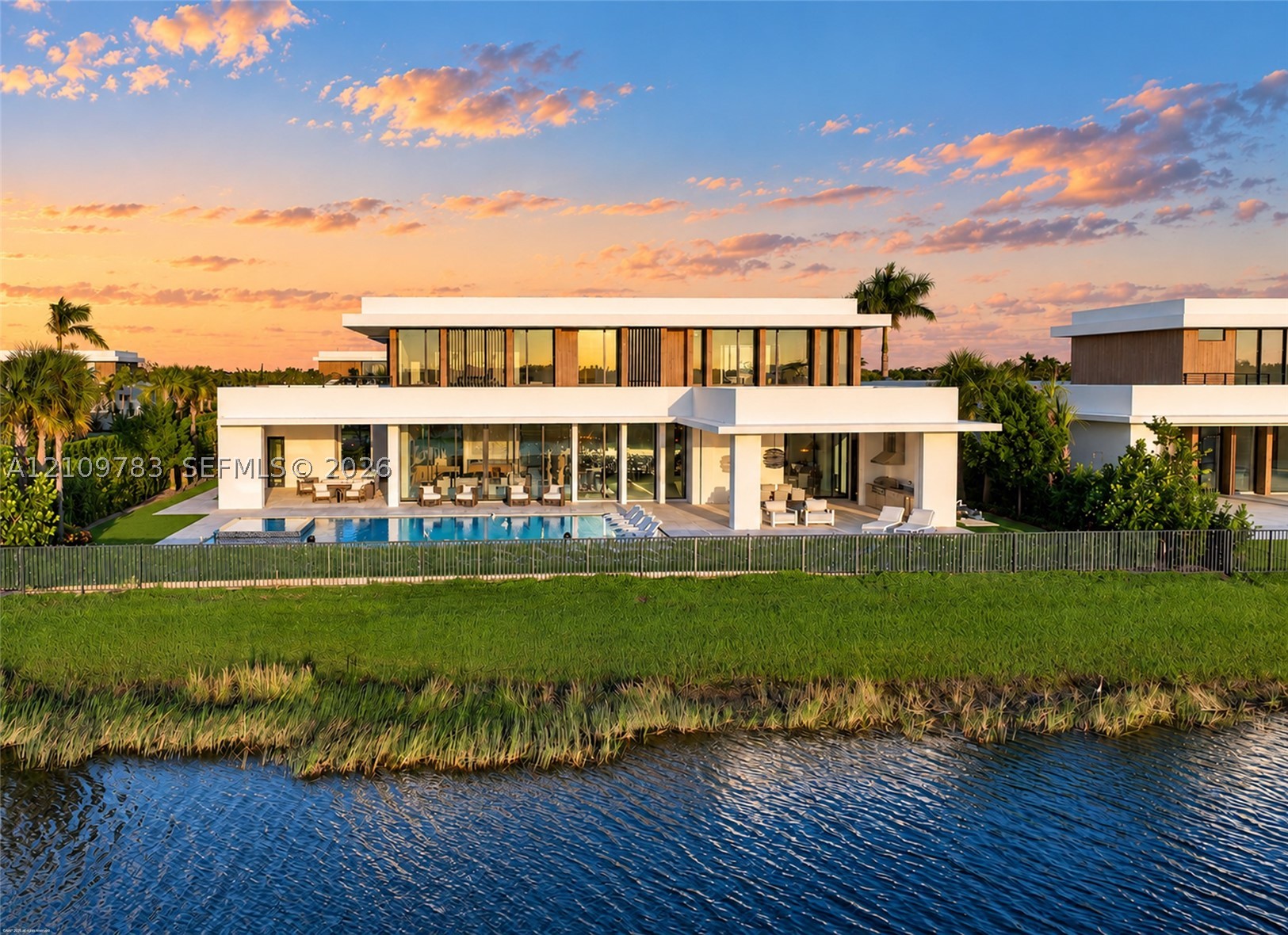 10955 Monte Rosa Dr, Palm Beach Gardens FL 33412