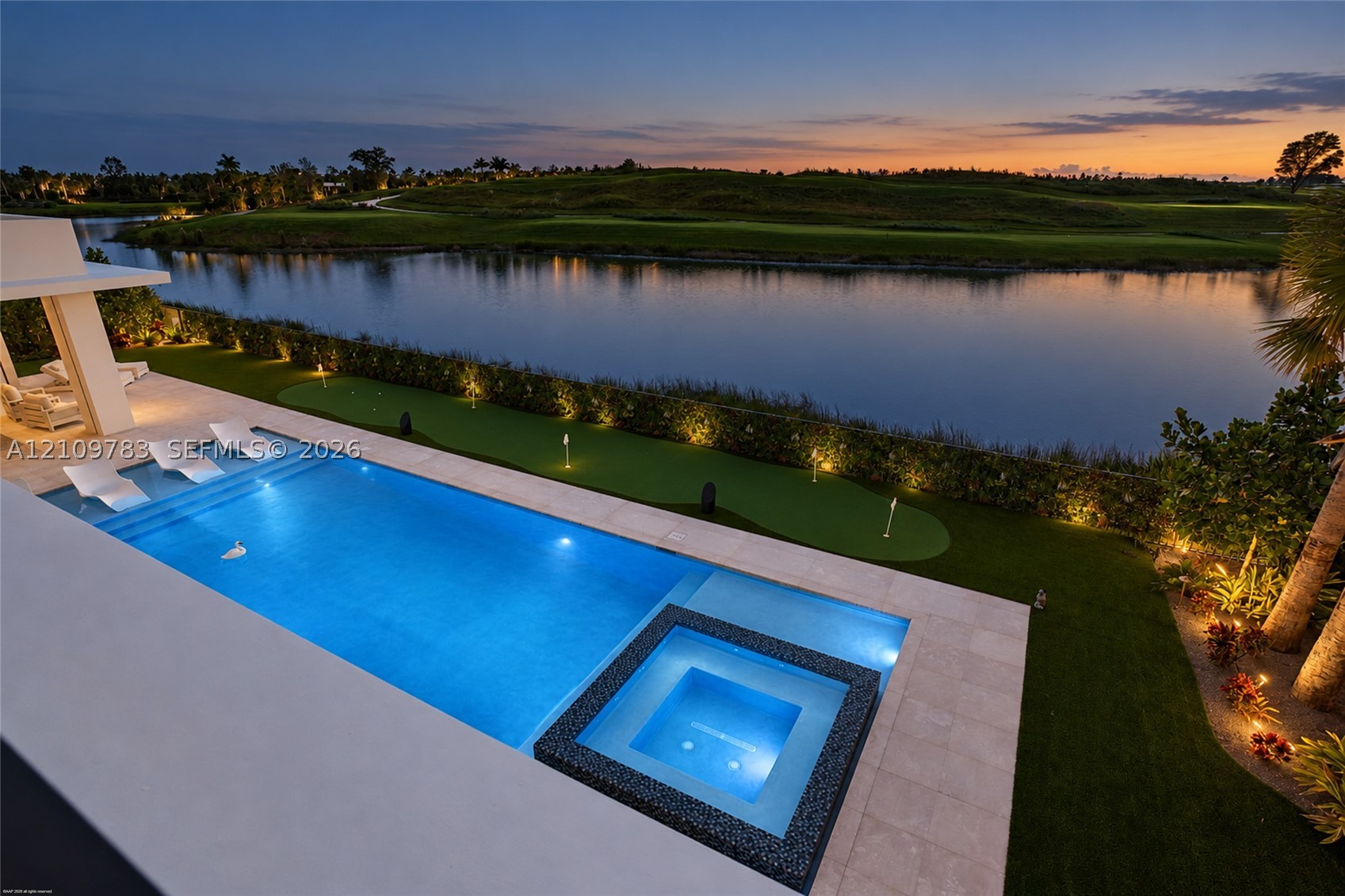 10955 Monte Rosa Dr, Palm Beach Gardens FL 33412