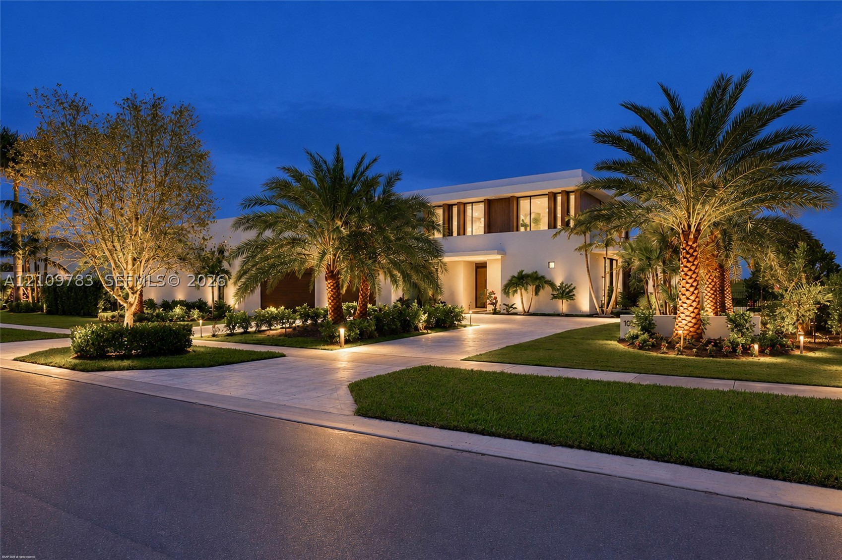 10955 Monte Rosa Dr, Palm Beach Gardens FL 33412