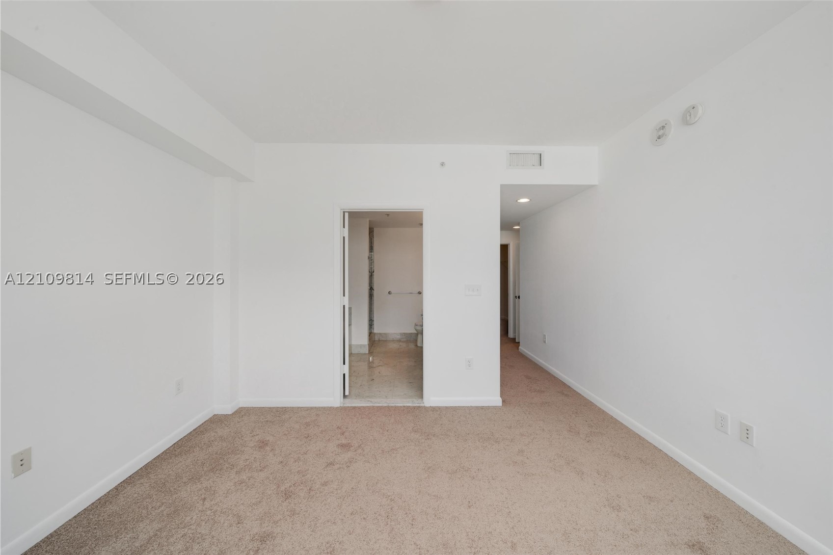 244 Biscayne Blvd #3808, Miami FL 33132