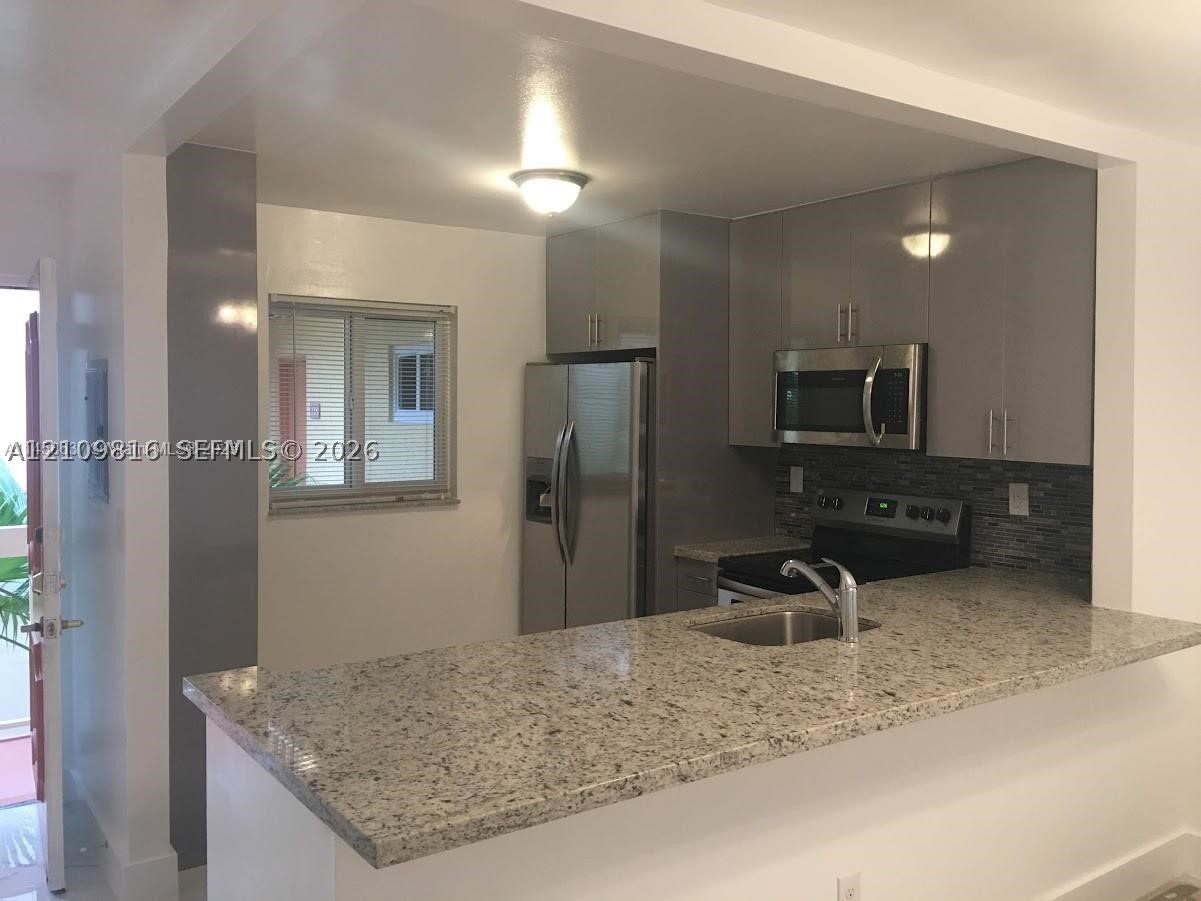 7815 camino real #I202, Unincorporated Dade FL 33143