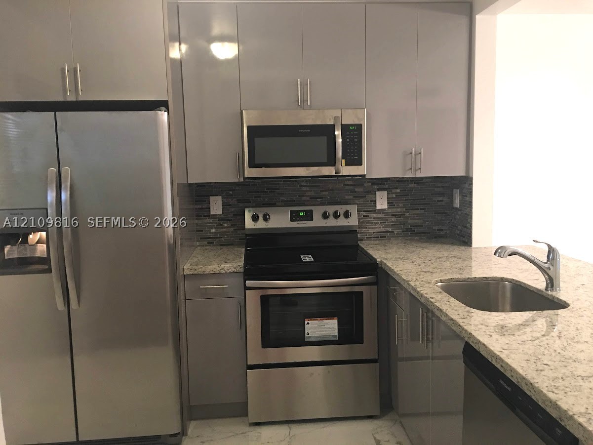 7815 camino real #I202, Unincorporated Dade FL 33143