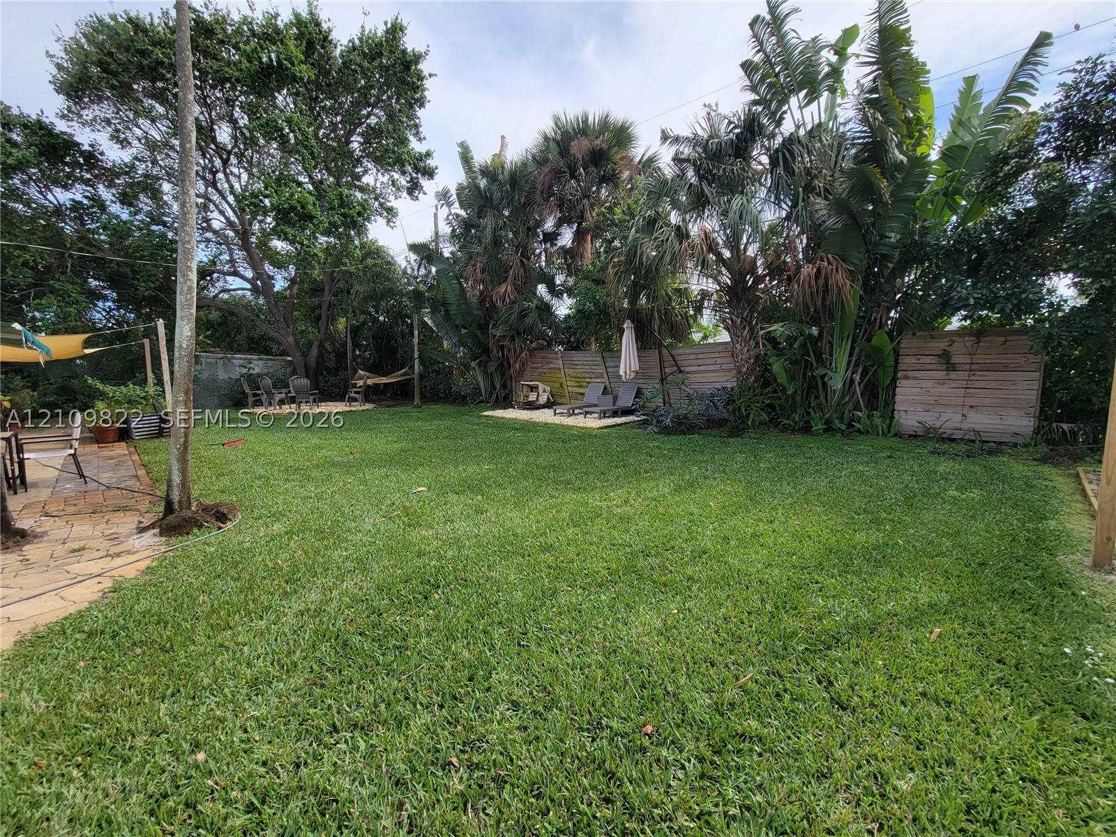 913 Lighthouse Dr, North Palm Beach FL 33408
