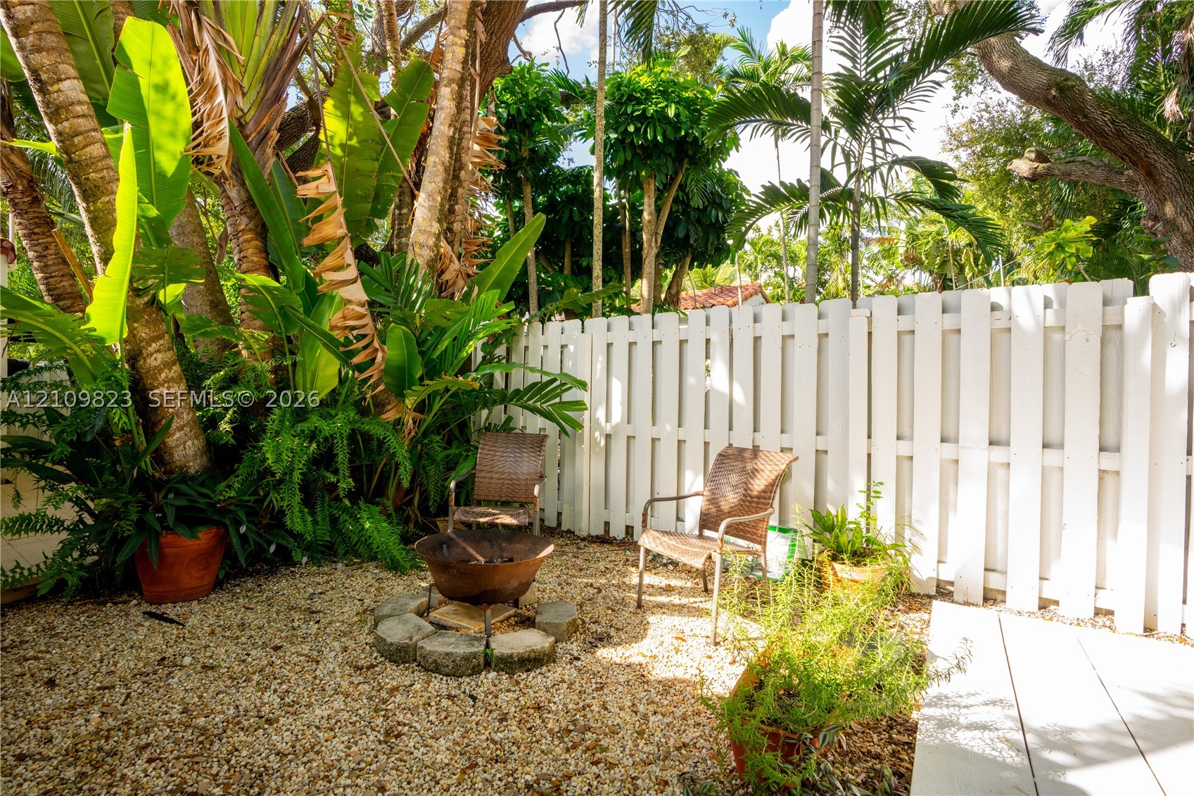 711 NE 71st St, Miami FL 33138