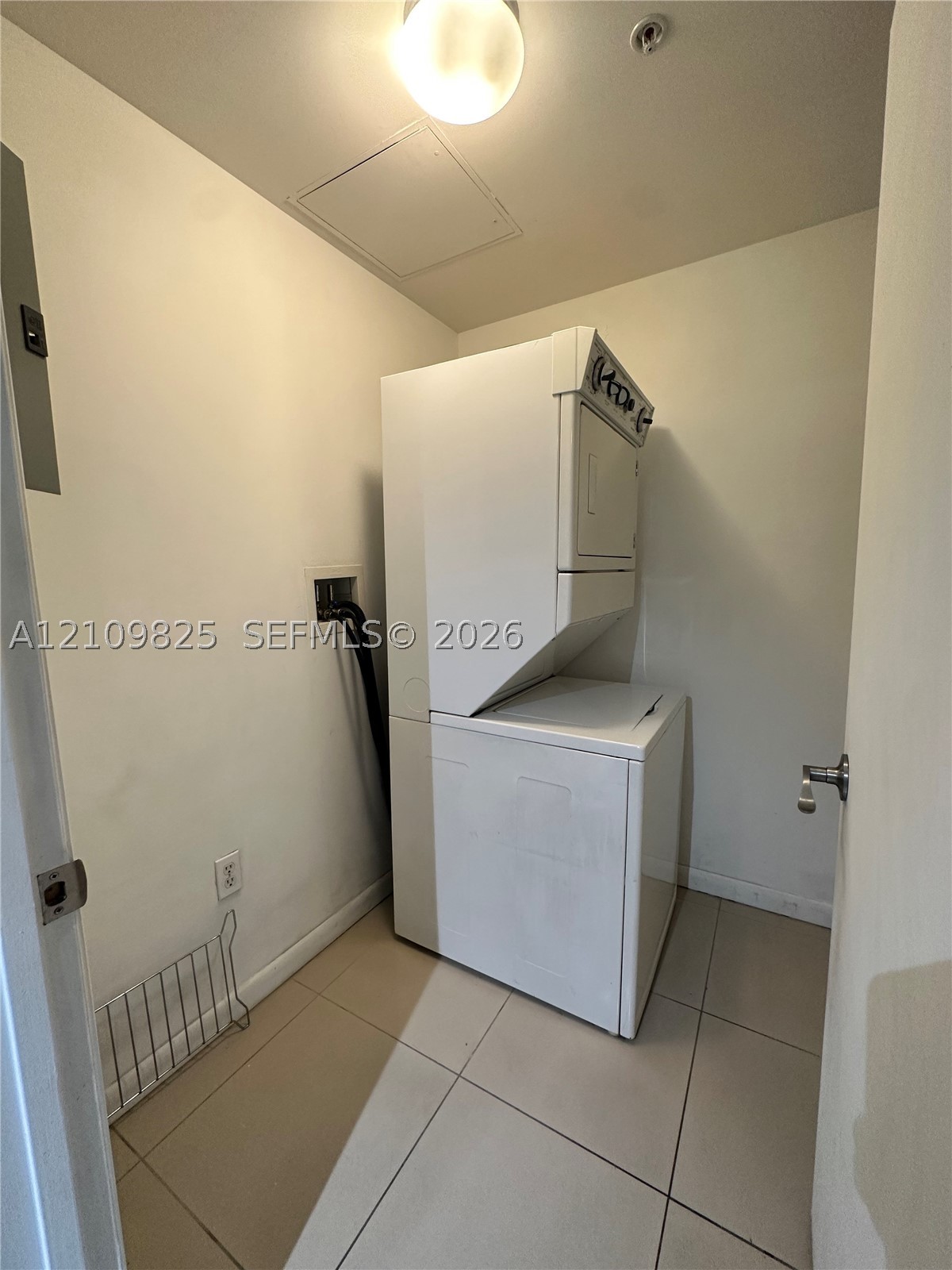 244 Biscayne Blvd #703, Miami FL 33132
