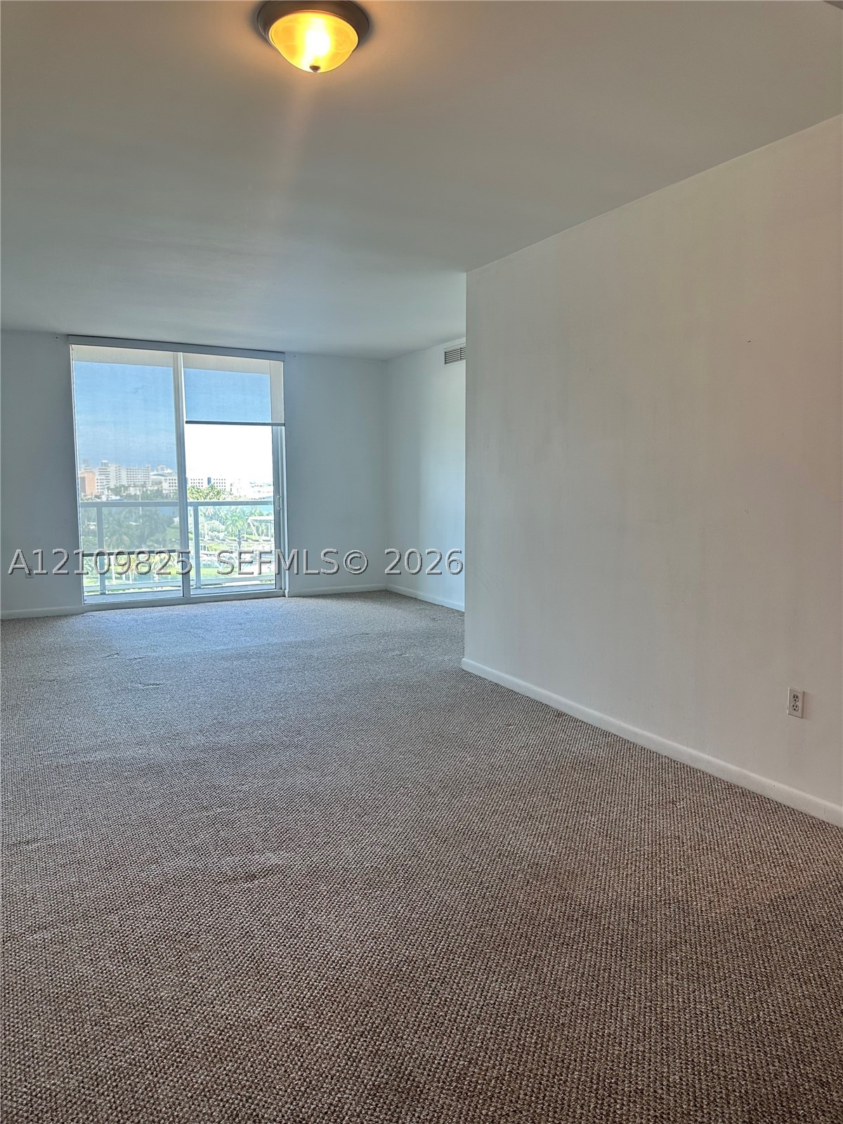 244 Biscayne Blvd #703, Miami FL 33132