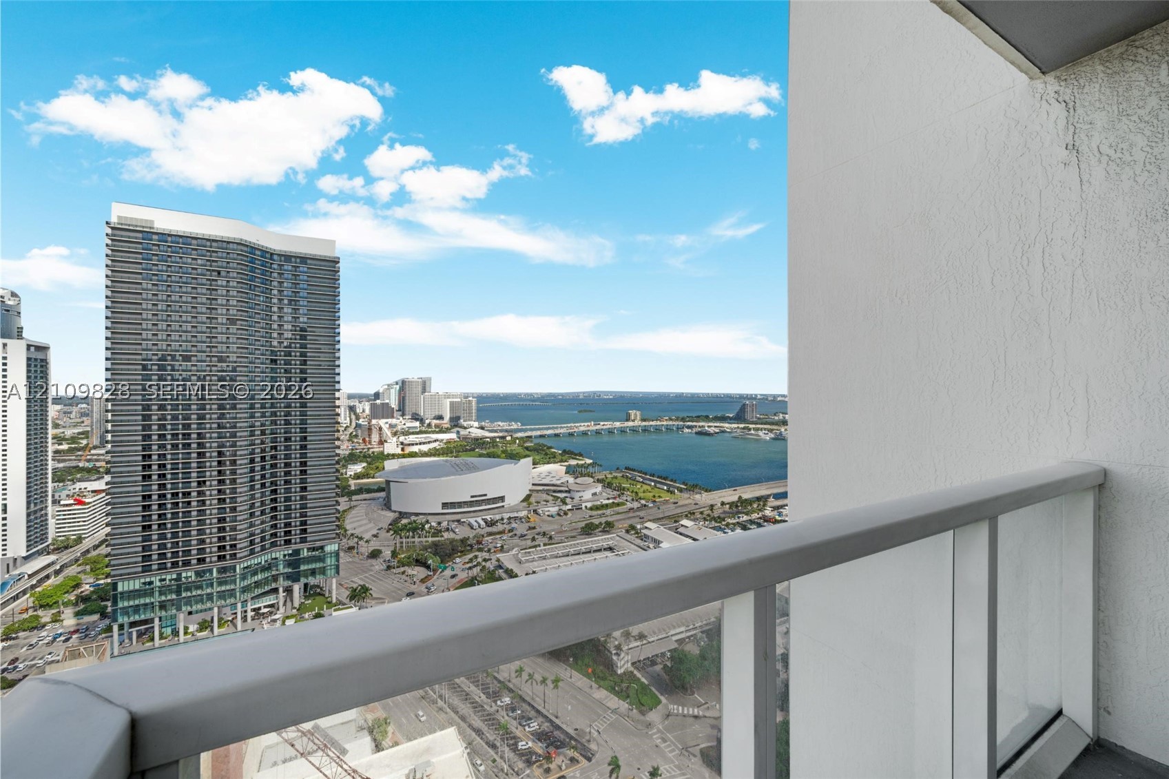 244 Biscayne Blvd #3808, Miami FL 33132