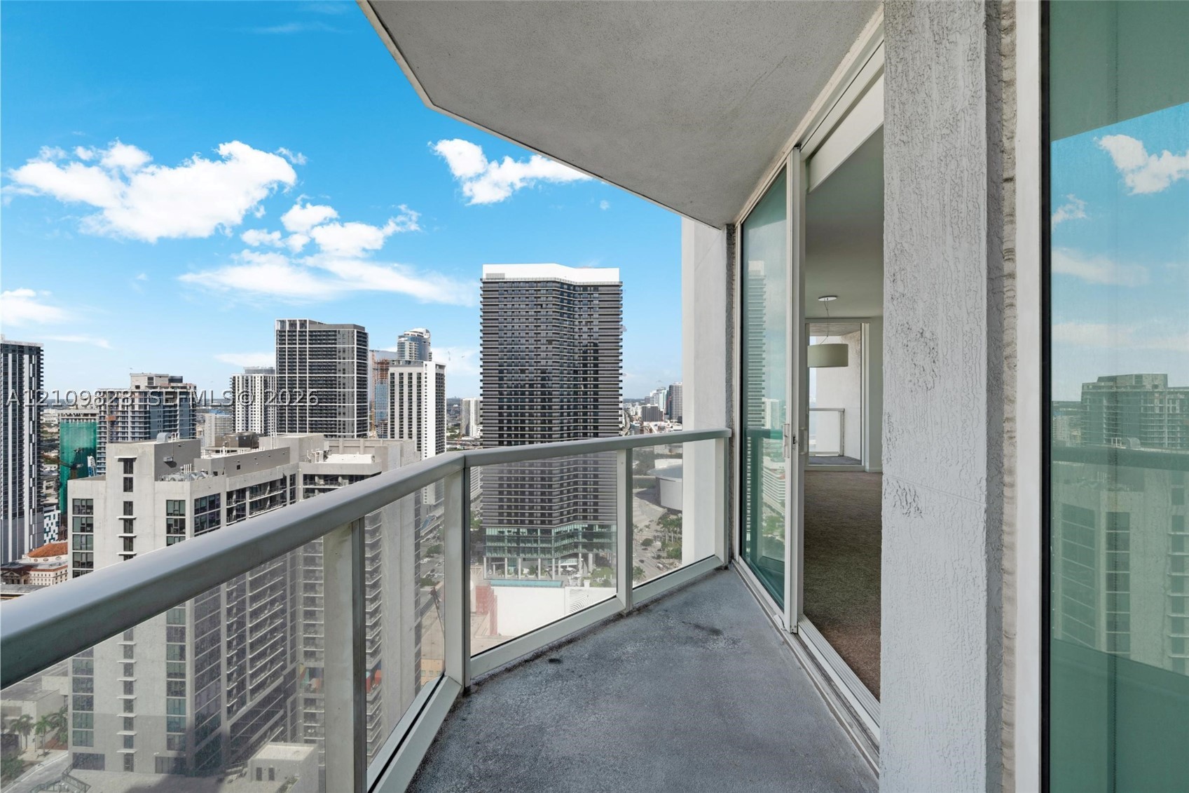 244 Biscayne Blvd #3808, Miami FL 33132