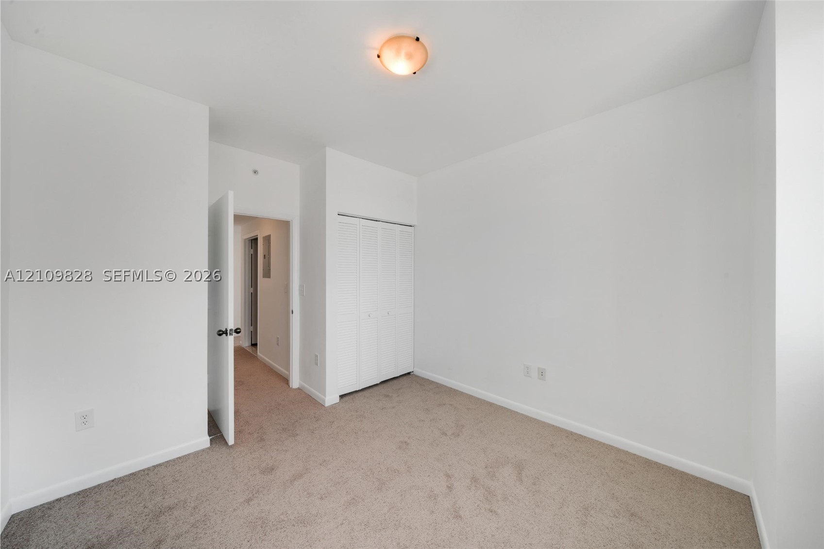 244 Biscayne Blvd #3808, Miami FL 33132