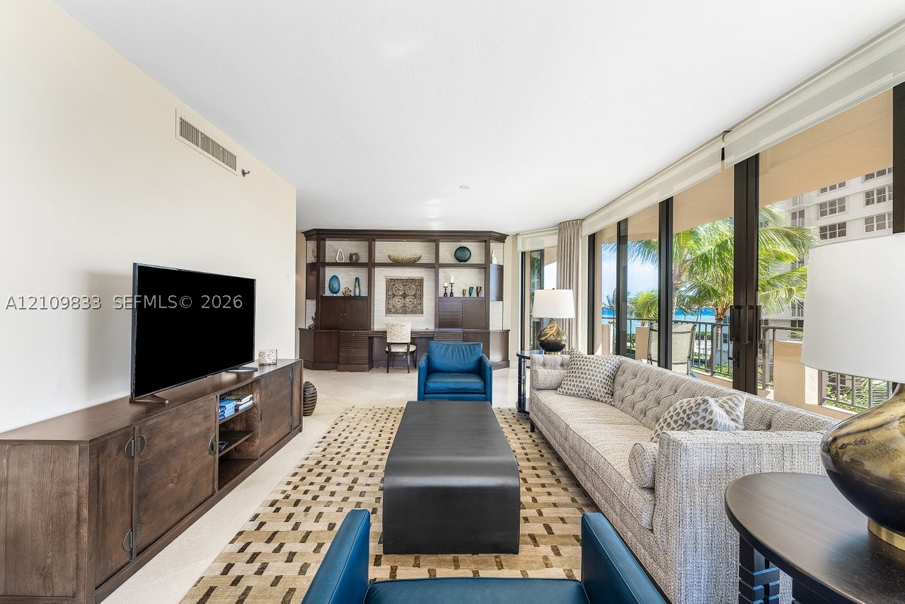 530 Ocean Dr #405, Juno Beach FL 33408