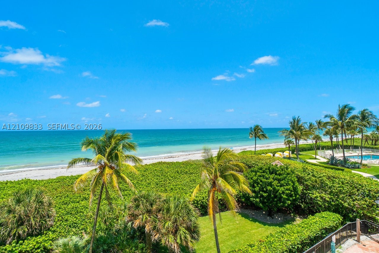 530 Ocean Dr #405, Juno Beach FL 33408