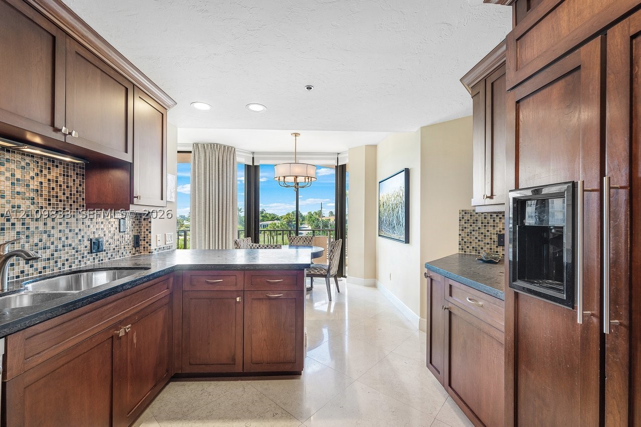 530 Ocean Dr #405, Juno Beach FL 33408
