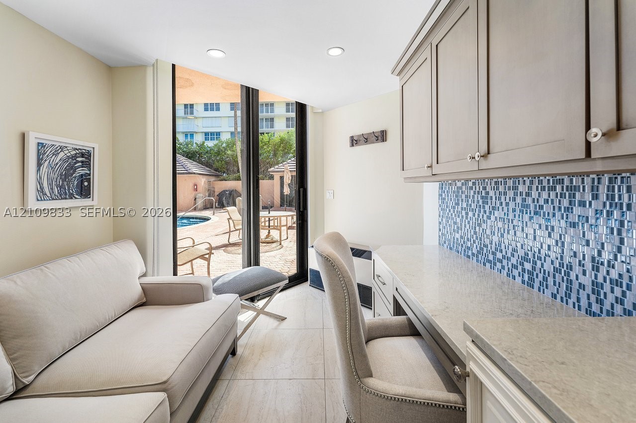 530 Ocean Dr #405, Juno Beach FL 33408