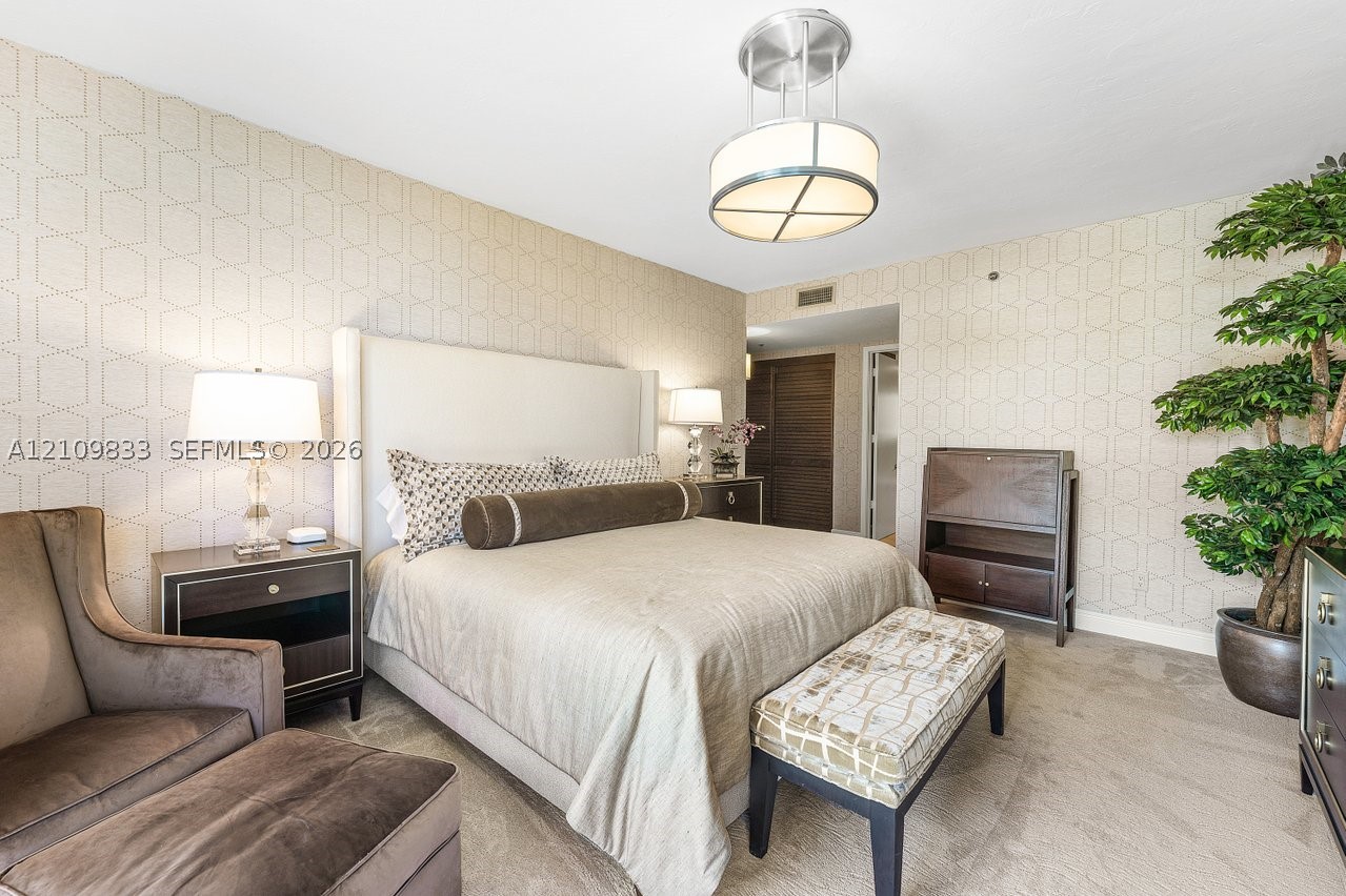 530 Ocean Dr #405, Juno Beach FL 33408