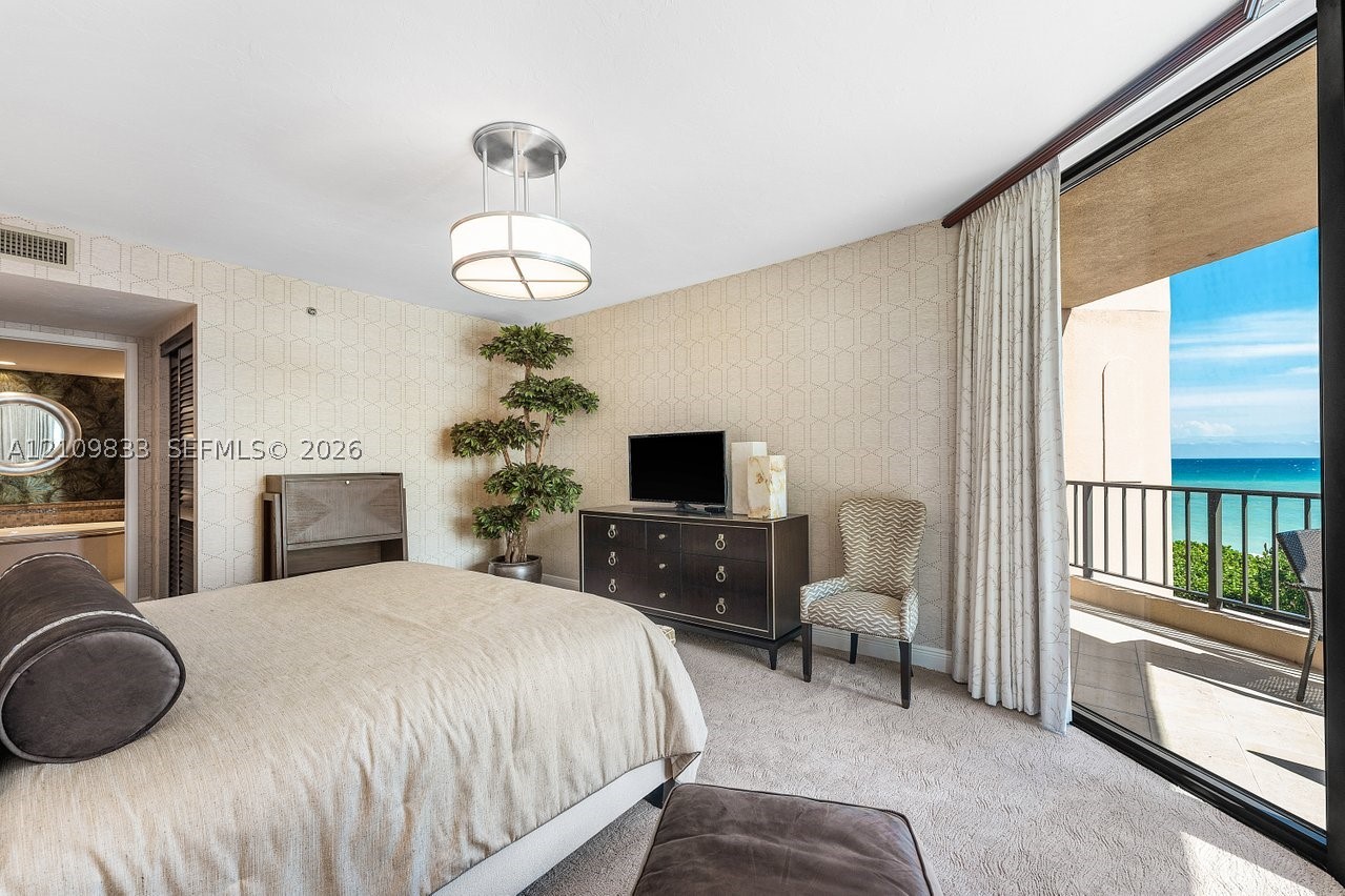 530 Ocean Dr #405, Juno Beach FL 33408