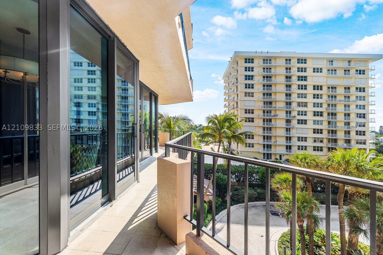 530 Ocean Dr #405, Juno Beach FL 33408