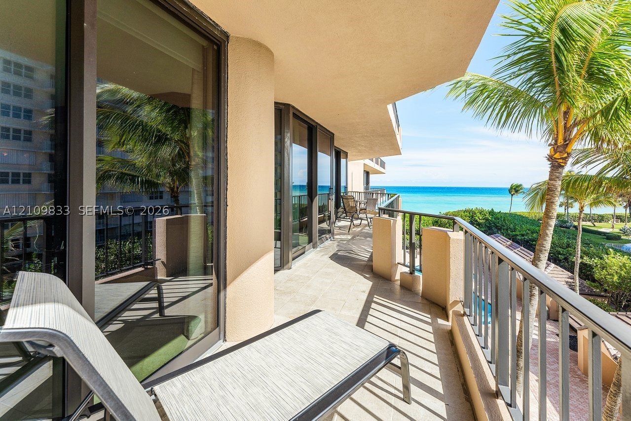 530 Ocean Dr #405, Juno Beach FL 33408