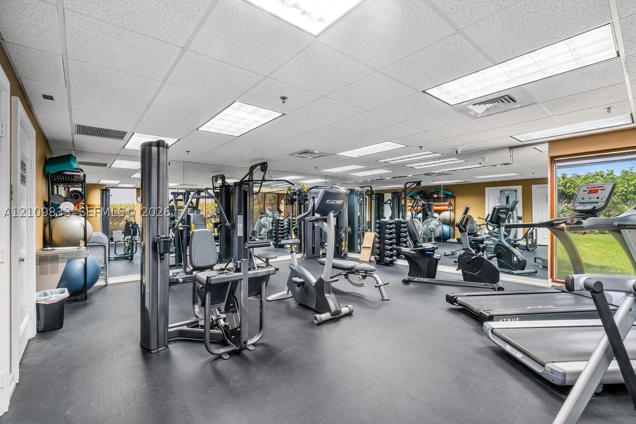 530 Ocean Dr #405, Juno Beach FL 33408