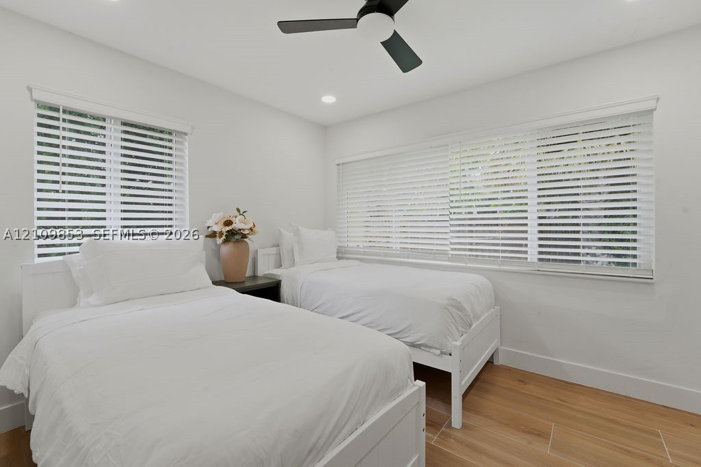 800 Alamanda Dr, North Palm Beach FL 33408