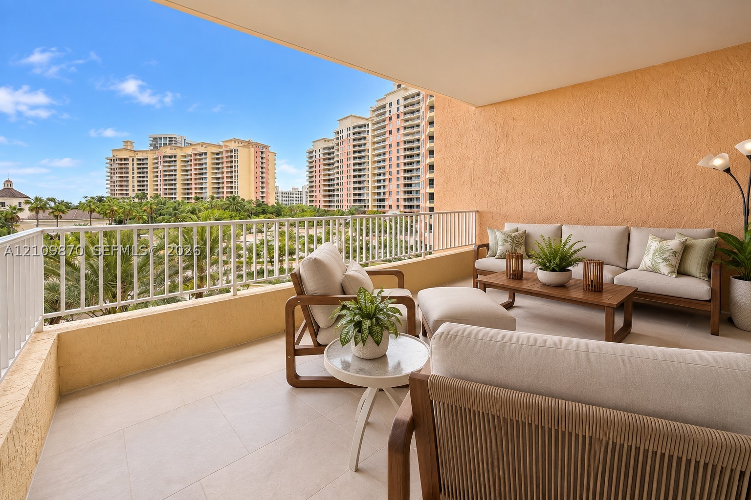 781 Crandon Blvd #502, Key Biscayne FL 33149