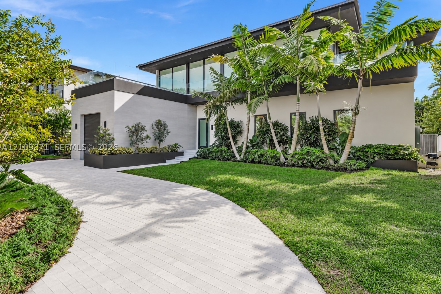 13045 Coronado Ter, North Miami FL 33181